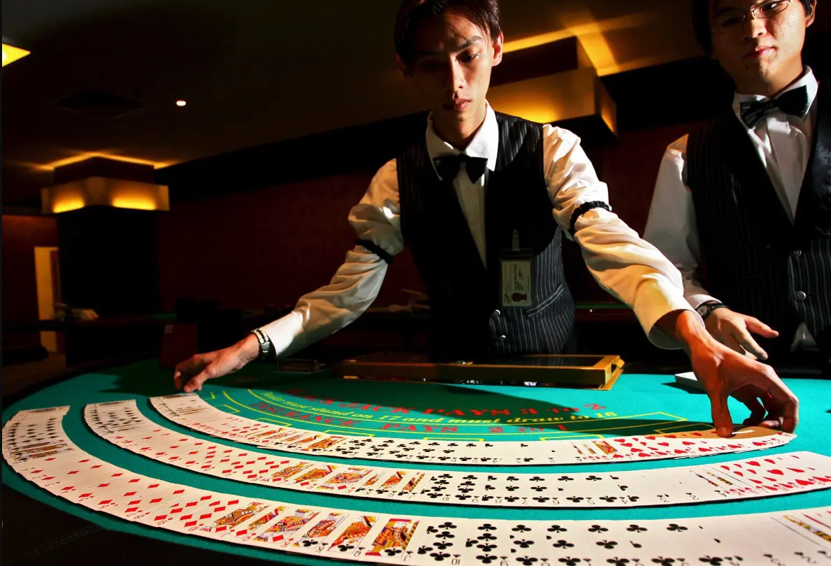 Conoce las funciones de un crupier